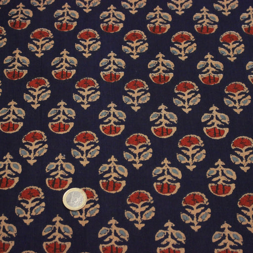 Tissu coton fin imprimé INDIENNES, marine aux fleurs traditionnelles rouge ocre et bleu - STANDARD 100 OEKO - TEX - TissusPapi.com