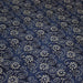Tissu coton fin imprimé INDIENNES, fleurs et arabesques écrues, fond bleu - STANDARD 100 OEKO - TEX - TissusPapi.com