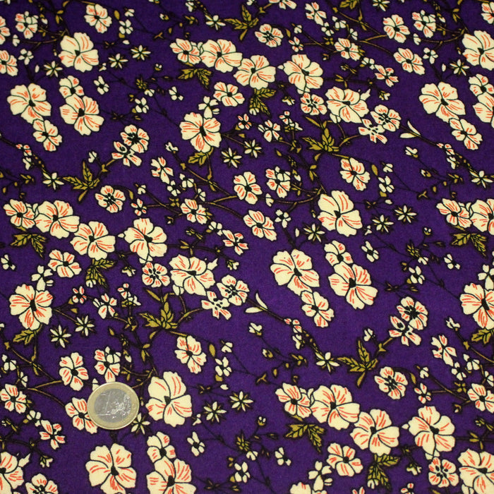 Tissu Viscose fluide aux fleurs de cerisier japonais Sakura, fond violet