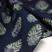 Tissu coton fin imprimé INDIENNES, bleu indigo aux fleurs traditionnelles écrues et vertes - STANDARD 100 OEKO - TEX - TissusPapi.com