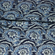 Tissu coton fin imprimé INDIENNES, fleuri traditionnel aux tons bleus, fond bleu marine - STANDARD 100 OEKO - TEX - TissusPapi.com
