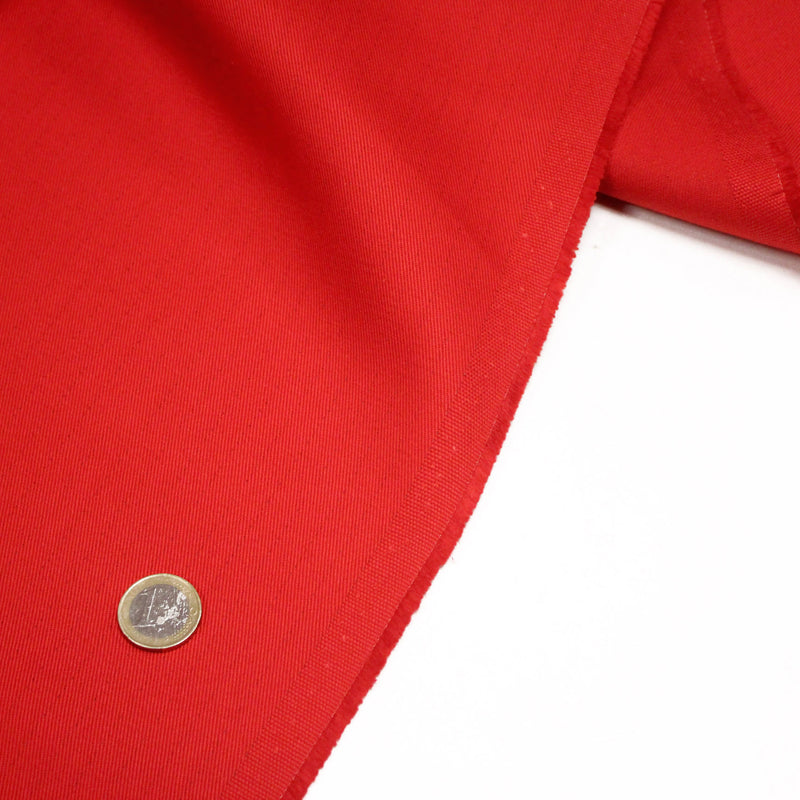 Tissu sergé de rouge uni aux fins fins liserés gris - 325gr/m2 - ON DESTOCKE ! - TissusPapi.com