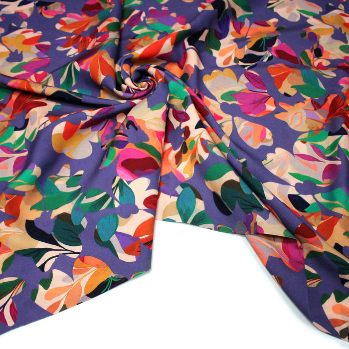 Tissu Viscose fluide mauve, motif floral très coloré, MACHA - STANDARD 100 OEKO-TEX