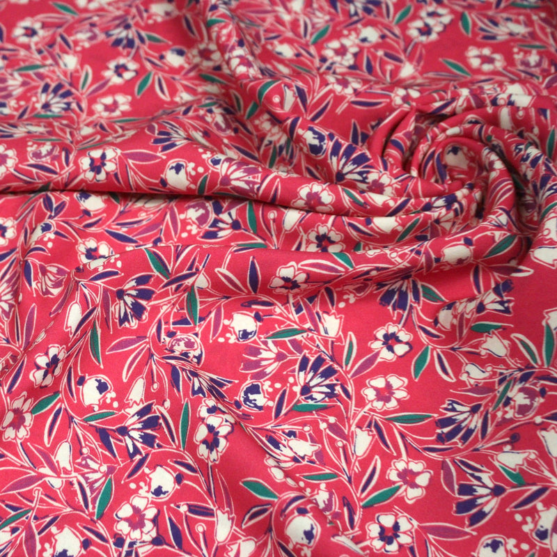 Tissu Viscose fluide fuchsia, fines fleurs blanches et violettes, GALBIA - STANDARD 100 OEKO - TEX - TissusPapi.com