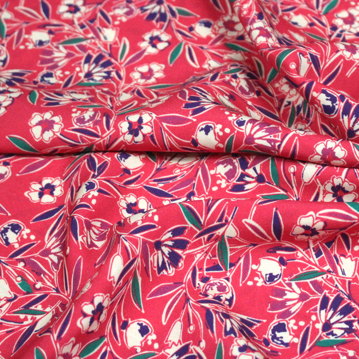 Tissu Viscose fluide fuchsia, fines fleurs blanches et violettes, GALBIA - STANDARD 100 OEKO-TEX