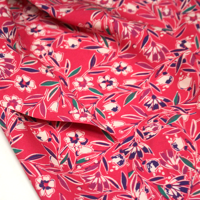 Tissu Viscose fluide fuchsia, fines fleurs blanches et violettes, GALBIA - STANDARD 100 OEKO-TEX