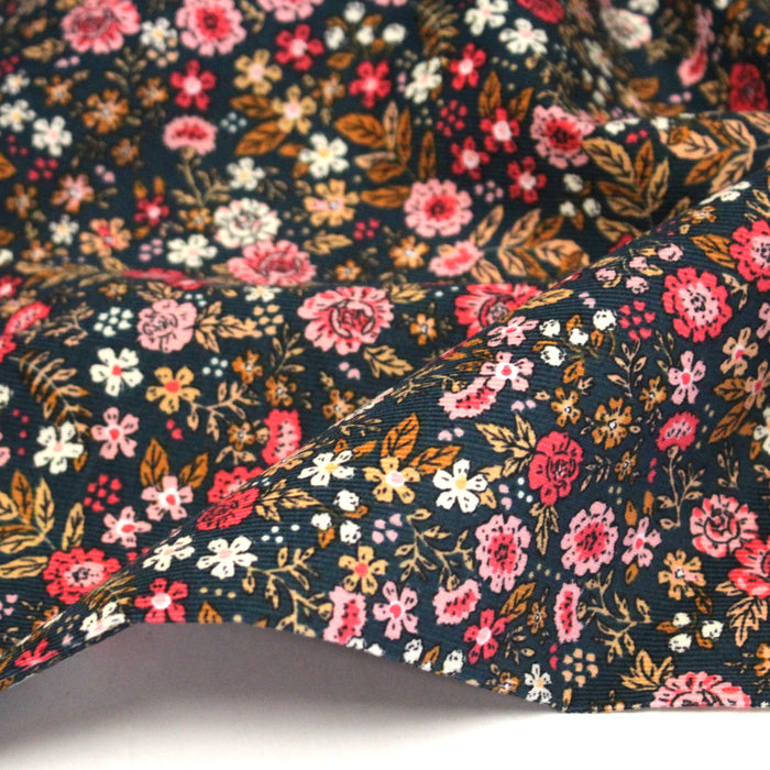 Tissu velours milleraies imprimé canard aux fines fleurs roses - STANDARD 100 OEKO-TEX