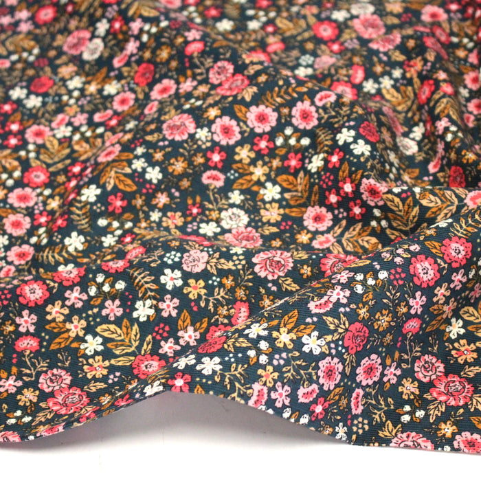 Tissu velours milleraies imprimé canard aux fines fleurs roses - STANDARD 100 OEKO-TEX