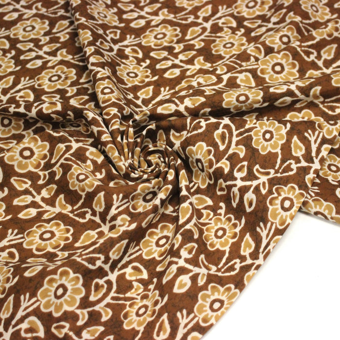 Tissu coton fin imprimé INDIENNES, ocre aux fleurs blanches et crème - STANDARD 100 OEKO-TEX