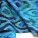 Tissu coton demi natté IKAT INDIEN imprimé traditionnel : bleu/vert ou rouge/jaune - MADE IN INDIA - TissusPapi.com