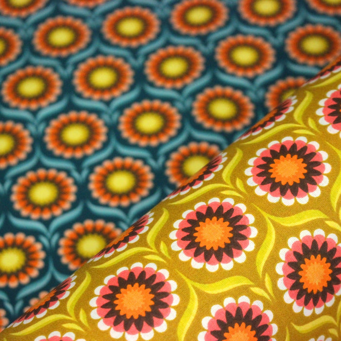 Tissu cotonnade aux fleurs SEVENTIES, trois couleurs dispos - OEKO - TEX STANDARD 100 - TissusPapi.com