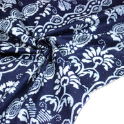 Tissu coton fin imprimé INDIENNES, bleu aux fleurs, frises et motifs géométriques bleu ciel et blancs - TissusPapi.com