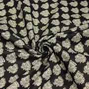 Tissu coton fin imprimé INDIENNES, noir aux fleurs tradtionnelles écrues - TissusPapi.com