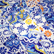 Tissu cotonnade AZULEJOS aux carreaux de faïence : bleu roi / bleu jaune / bleu orange - TissusPapi.com