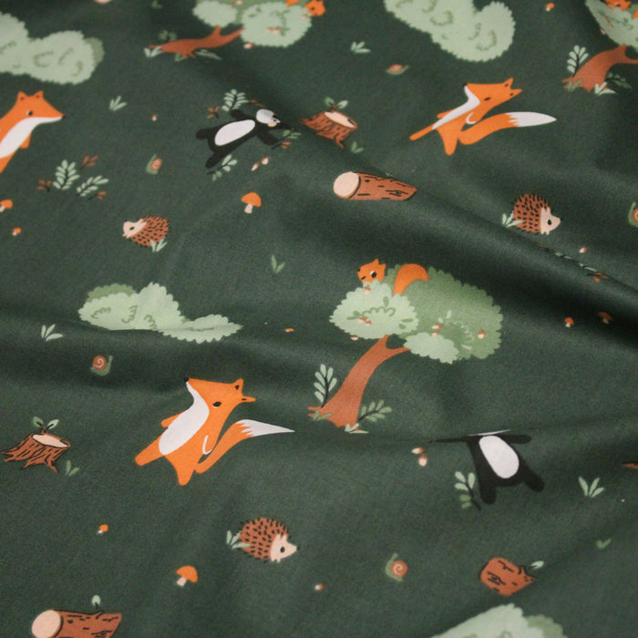 Tissu cotonnade enfant vert aux animaux de la forêt - STANDARD 100 OEKO-TEX