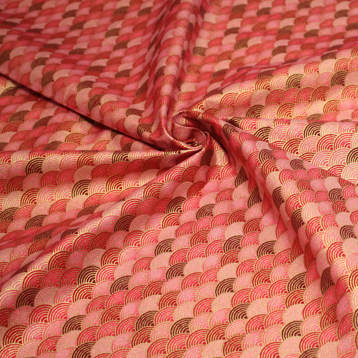 Tissu cotonnade motif vagues japonaises Seigaiha rouge, rose & doré - COLLECTION JAPON DORÉ