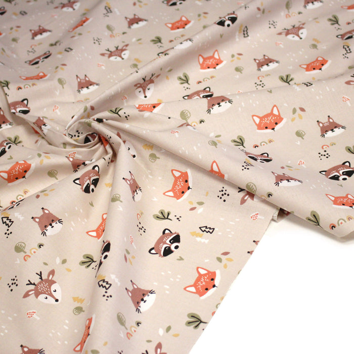 Tissu cotonnade enfant sable aux renards, cerfs et ratons laveurs - STANDARD 100 OEKO-TEX
