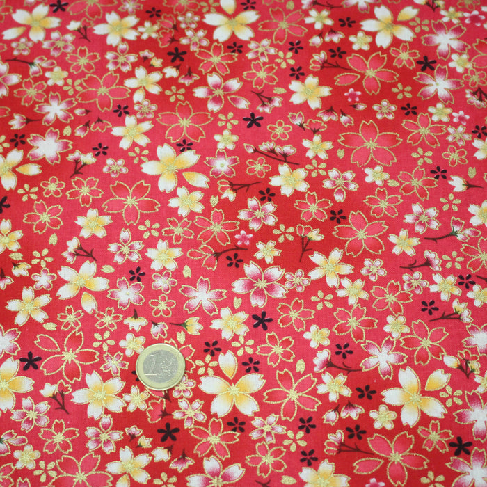 Tissu cotonnade rose magenta aux fleurs sakura rouges blanches et dorées - COLLECTION JAPON DORÉ