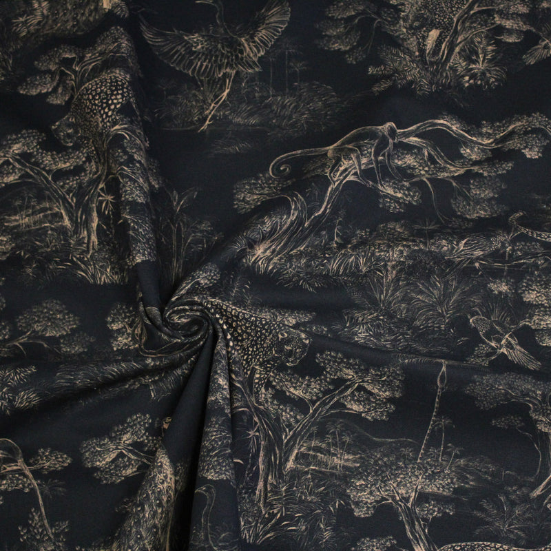 Tissu Toile de Jouy moderne noire & ocre, forêt tropicale, singes et léopards - COLLECTION ANIMALIA, par la maison Thevenon - TissusPapi.com