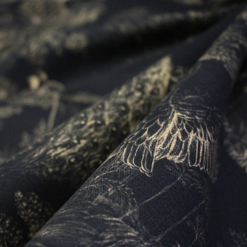 Tissu Toile de Jouy moderne noire & ocre, forêt tropicale, singes et léopards - COLLECTION ANIMALIA, par la maison Thevenon - TissusPapi.com