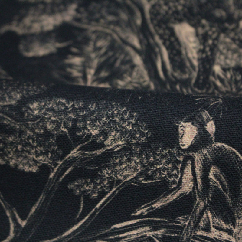 Tissu Toile de Jouy moderne noire & ocre, forêt tropicale, singes et léopards - COLLECTION ANIMALIA, par la maison Thevenon - TissusPapi.com