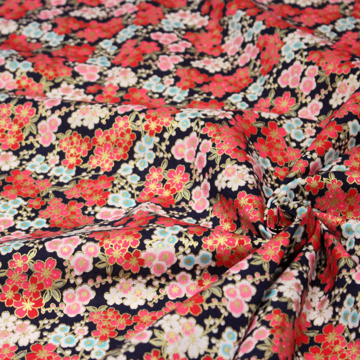 Tissu cotonnade bleu marine aux fleurs sakura rouges blanches et dorées - COLLECTION JAPON DORÉ