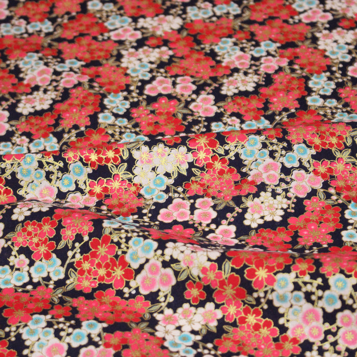 Tissu cotonnade bleu marine aux fleurs sakura rouges blanches et dorées - COLLECTION JAPON DORÉ