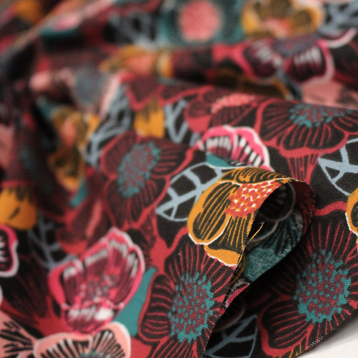 Tissu cotonnade LES FLEURS FAUVES, bordeaux, rose poudré, safran, bleu - OEKO-TEX STANDARD 100