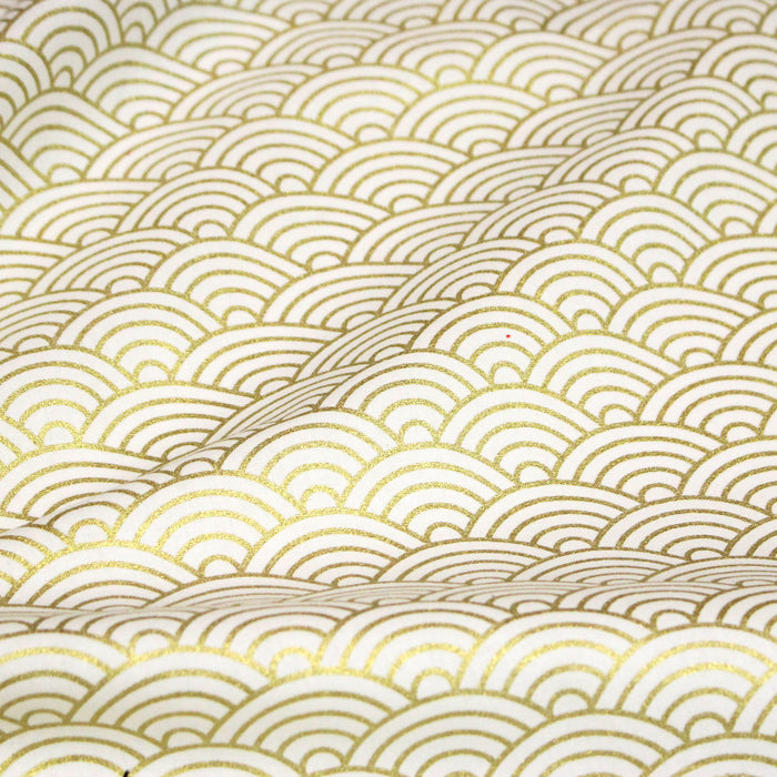 Tissu cotonnade écru au motif vague japonaise Seigaiha doré - COLLECTION JAPON DORÉ