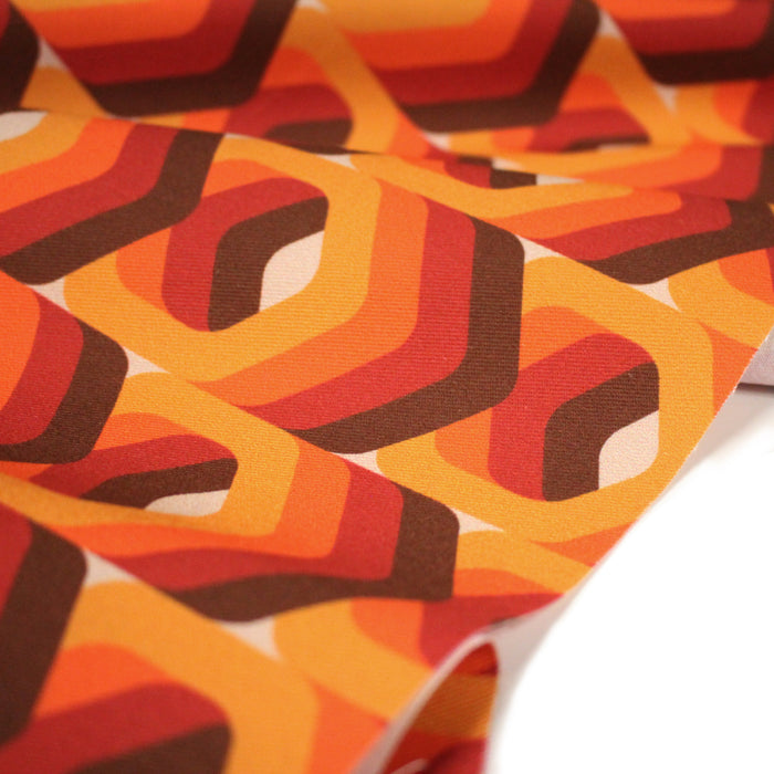 Tissu gabardine coton imprimée motif SEVENTIES, hexagones 3D - STANDARD 100 OEKO-TEX