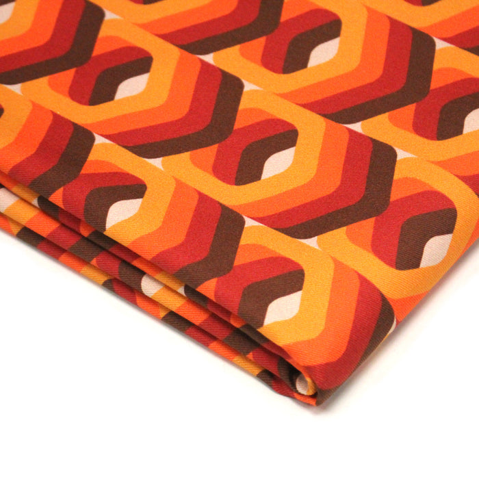 Tissu gabardine coton imprimée motif SEVENTIES, hexagones 3D - STANDARD 100 OEKO-TEX