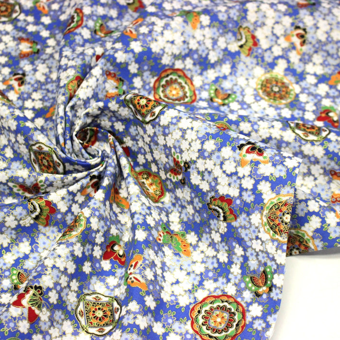 Tissu cotonnade motif japonais fleurs de cerisier, papillons et médaillons dorés, trois couleurs - COLLECTION JAPON DORÉ - TissusPapi.com