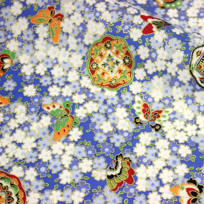 Tissu cotonnade motif japonais fleurs de cerisier, papillons et médaillons dorés, trois couleurs - COLLECTION JAPON DORÉ - TissusPapi.com