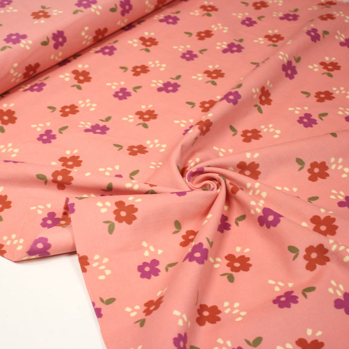 Tissu velours milleraies imprimé rose aux fleurs rouilles et parme - OEKO-TEX