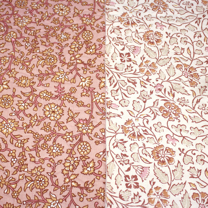 Tissu Matelassé coton motif KALAMKARI aux fleurs indiennes ocres, fond rose ou fond blanc - OEKO-TEX