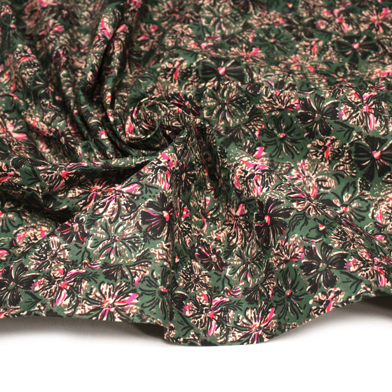 Tissu cotonnade ESTORIL fleuri vert aux touches noires, fuchsia et écrues - STANDARD 100 OEKO - TEX - TissusPapi.com