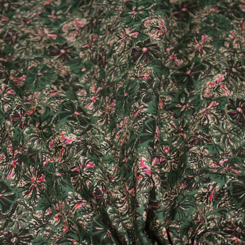 Tissu cotonnade ESTORIL fleuri vert aux touches noires, fuchsia et écrues - STANDARD 100 OEKO - TEX - TissusPapi.com