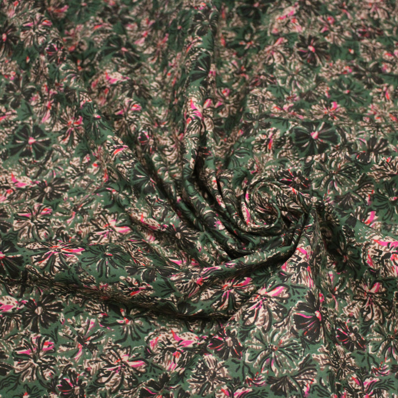 Tissu cotonnade ESTORIL fleuri vert aux touches noires, fuchsia et écrues - STANDARD 100 OEKO - TEX - TissusPapi.com