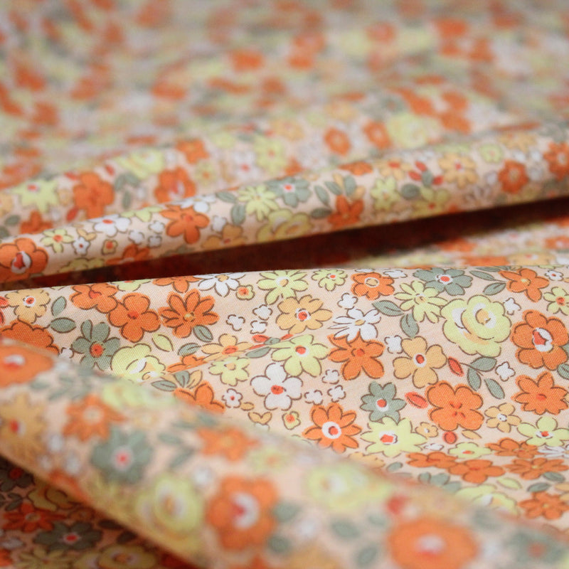 Tissu popeline coton fleurie orange jaune vert fond orange - OEKO - TEX - TissusPapi.com