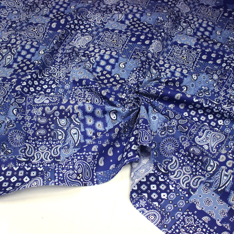 Tissu cotonnade, motif BANDANA paisley : rouge / bleu / vert - OEKO - TEX STANDARD 100 - TissusPapi.com