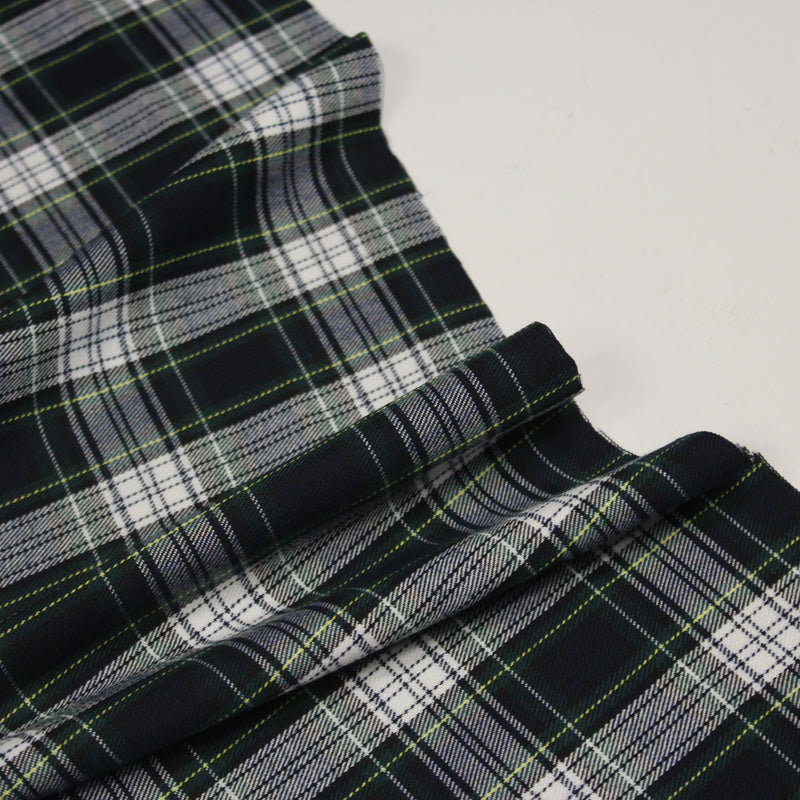 Tissu habillement Tartan carreaux motif traditionnel bleu marine, vert et blanc - OEKO - TEX® - TissusPapi.com