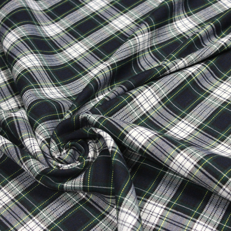 Tissu habillement Tartan carreaux motif traditionnel bleu marine, vert et blanc - OEKO - TEX® - TissusPapi.com