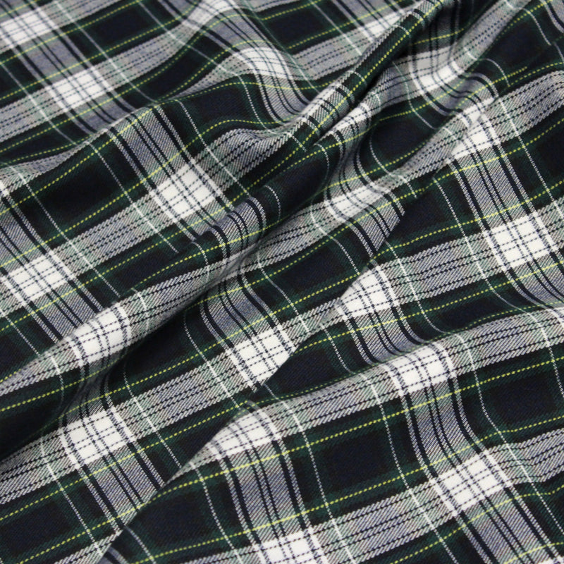 Tissu habillement Tartan carreaux motif traditionnel bleu marine, vert et blanc - OEKO - TEX® - TissusPapi.com