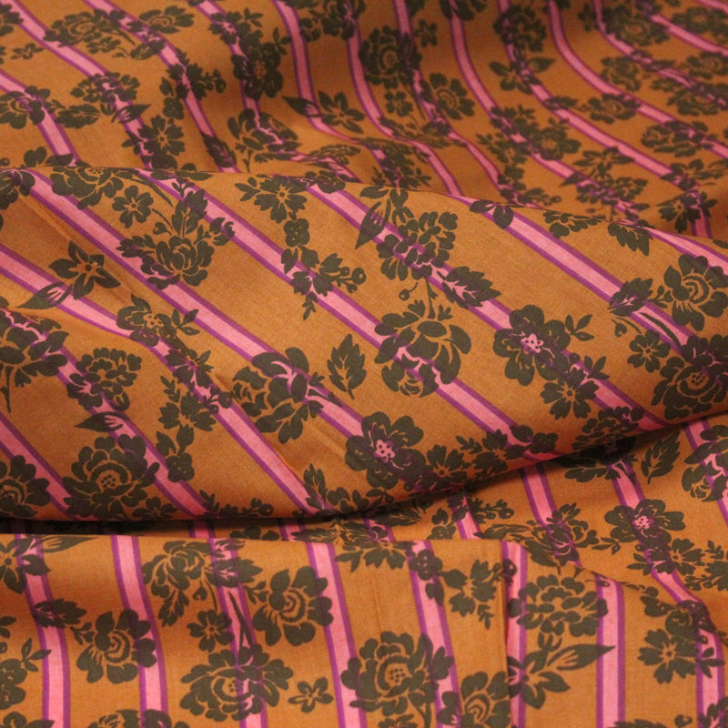 Tissu cotonnade SEVENTIES fleurs marrons, rayures roses et ocres - STANDARD 100 OEKO - TEX - TissusPapi.com