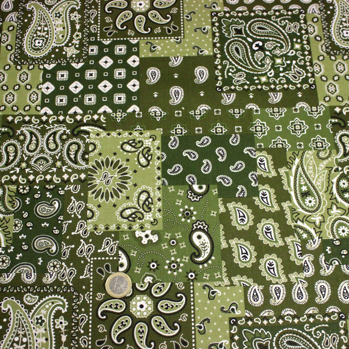 Tissu cotonnade, motif BANDANA paisley : rouge / bleu / vert - OEKO - TEX STANDARD 100 - TissusPapi.com