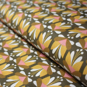 Tissu cotonnade SEVENTIES fleurs géométriques, jaune & rose fond kaki - STANDARD 100 OEKO - TEX - TissusPapi.com