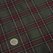 Tissu habillement Tartan carreaux motif traditionnel vert kaki noir et bordeaux - OEKO - TEX® - TissusPapi.com