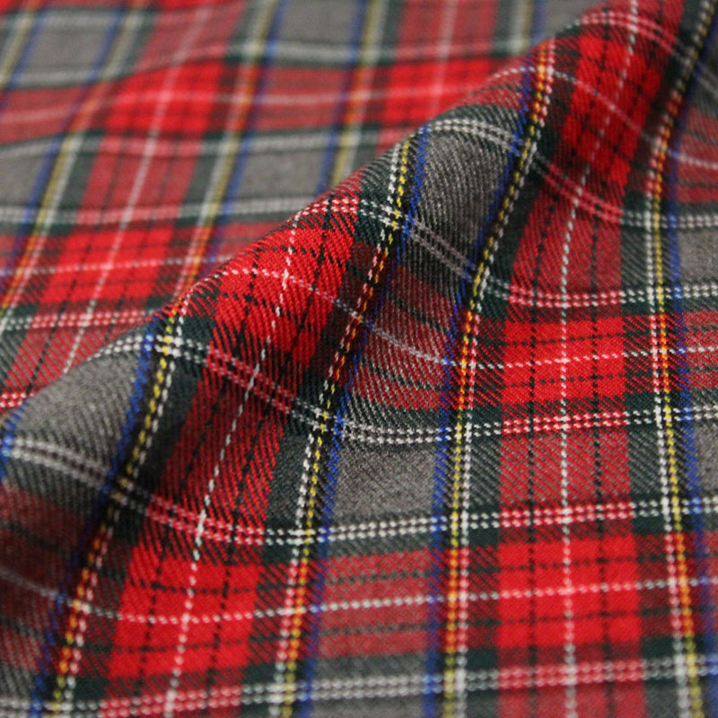 Tissu habillement Tartan carreaux motif traditionnel rouge, vert et gris - OEKO - TEX® - TissusPapi.com