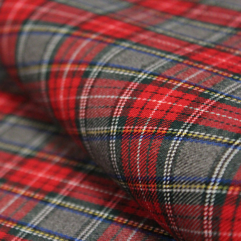 Tissu habillement Tartan carreaux motif traditionnel rouge, vert et gris - OEKO - TEX® - TissusPapi.com