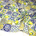 Tissu gabardine coton imprimée motif carreaux de faïence bleus et citrons jaunes - ON DESTOCKE ! - TissusPapi.com